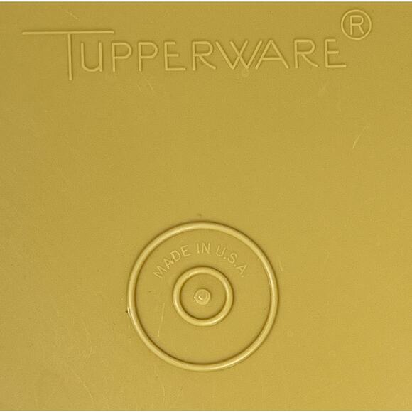 Tupperware Vintage Microwave Steam and Store Vegetable/Rice Steamer Harvest Gold - Picture 9 of 10